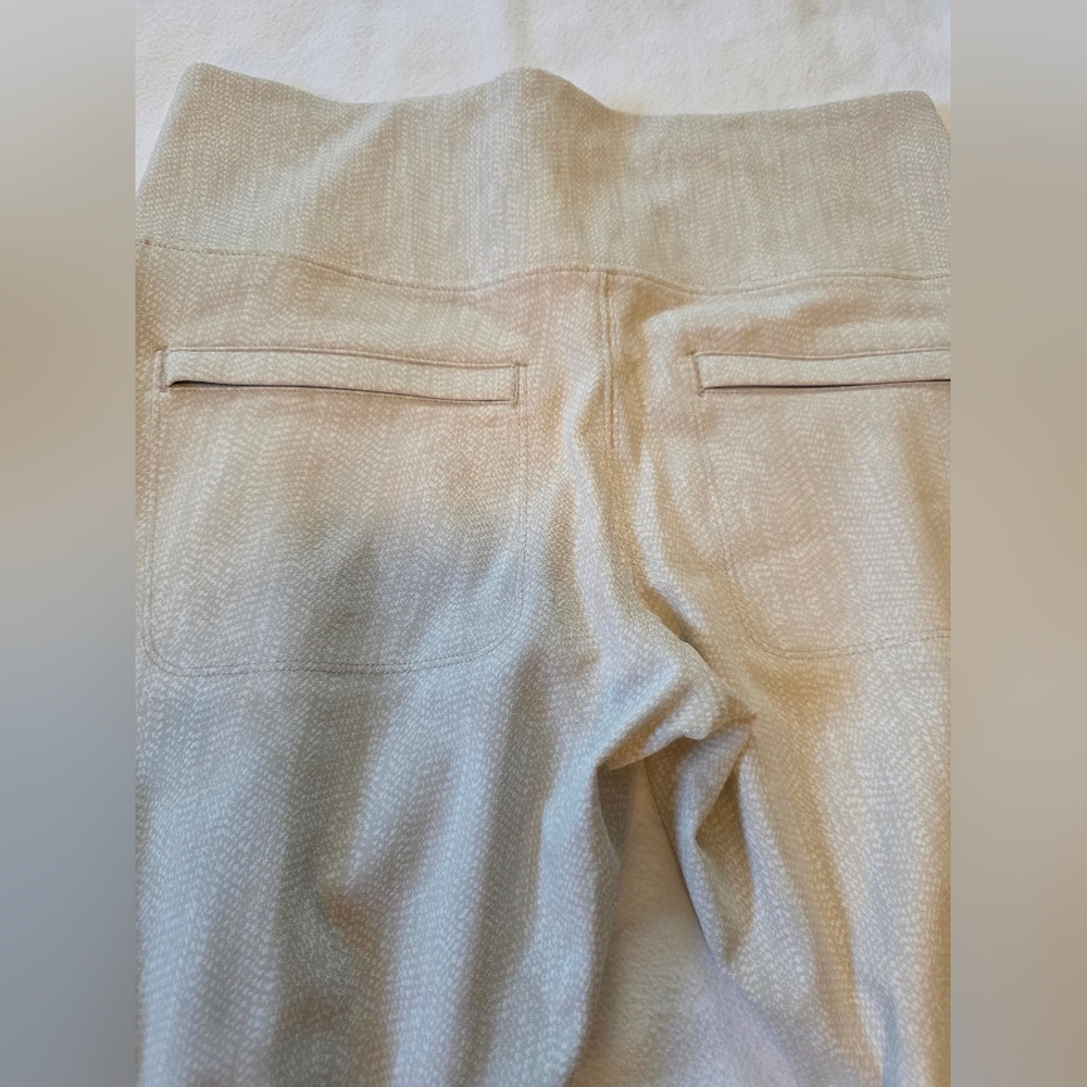 2 PAIRS ATHLETA LEGGINGS - Picture 13 of 13